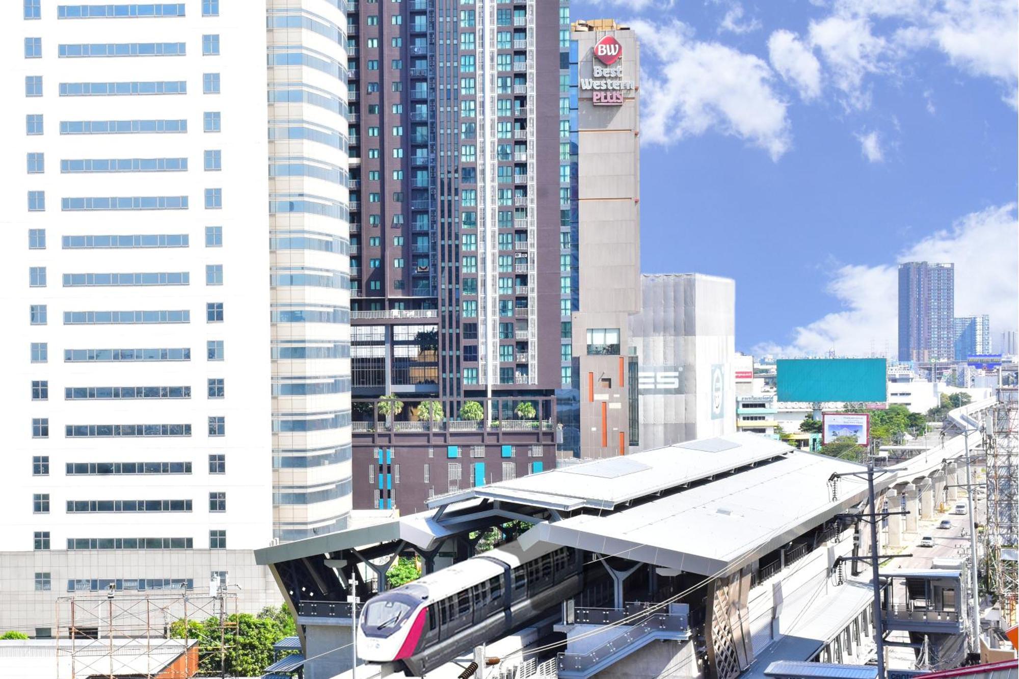 Western Wanda Grand